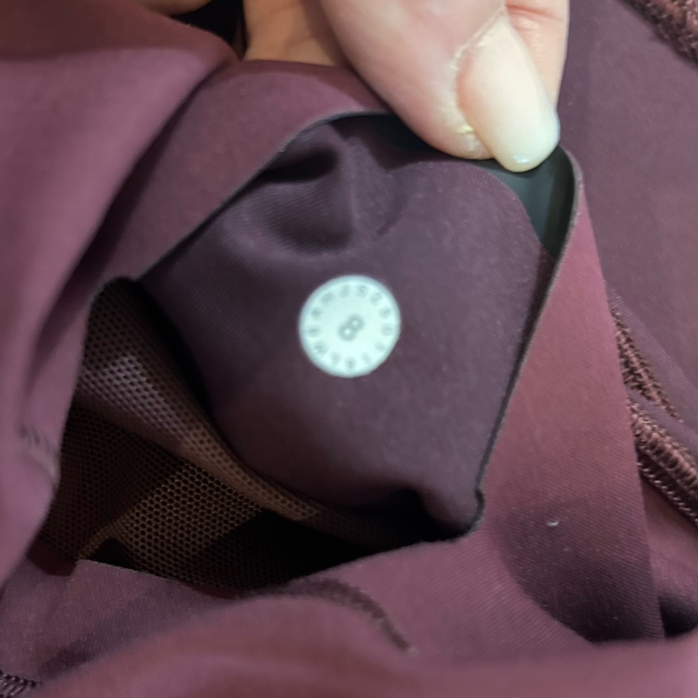 Lululemon Maroon Capri Leggings - Picture 4 of 4